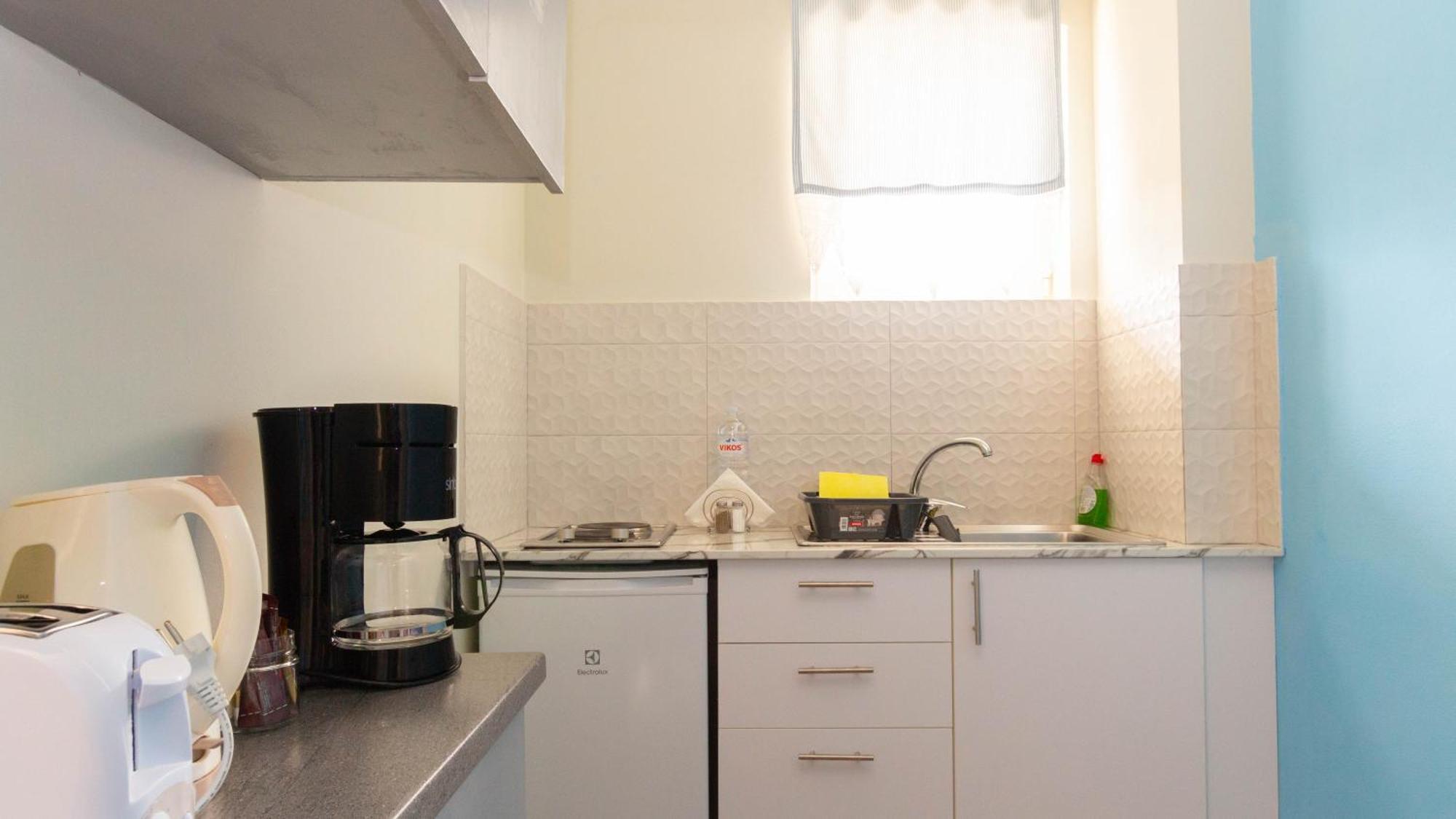 Akrotopi Apartments & Studios Tolón Habitación foto